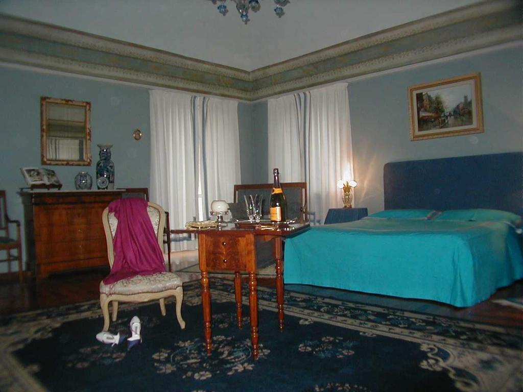 Torre Dei Frati Bed & Breakfast ฟอสซาโน ห้อง รูปภาพ