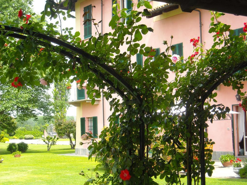 Torre Dei Frati Bed & Breakfast ฟอสซาโน ภายนอก รูปภาพ
