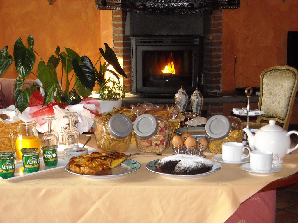 Torre Dei Frati Bed & Breakfast ฟอสซาโน ภายนอก รูปภาพ