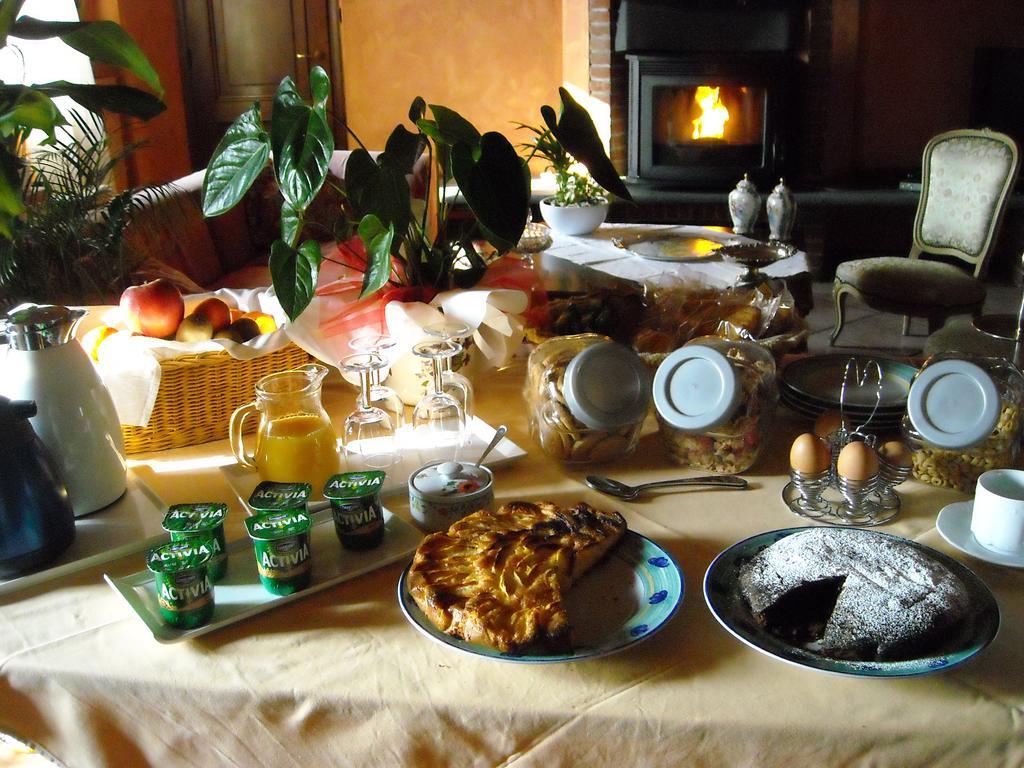 Torre Dei Frati Bed & Breakfast ฟอสซาโน ภายนอก รูปภาพ