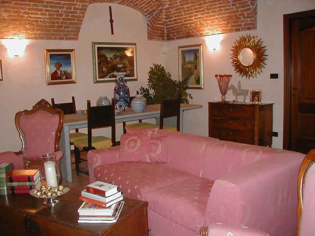 Torre Dei Frati Bed & Breakfast ฟอสซาโน ภายนอก รูปภาพ